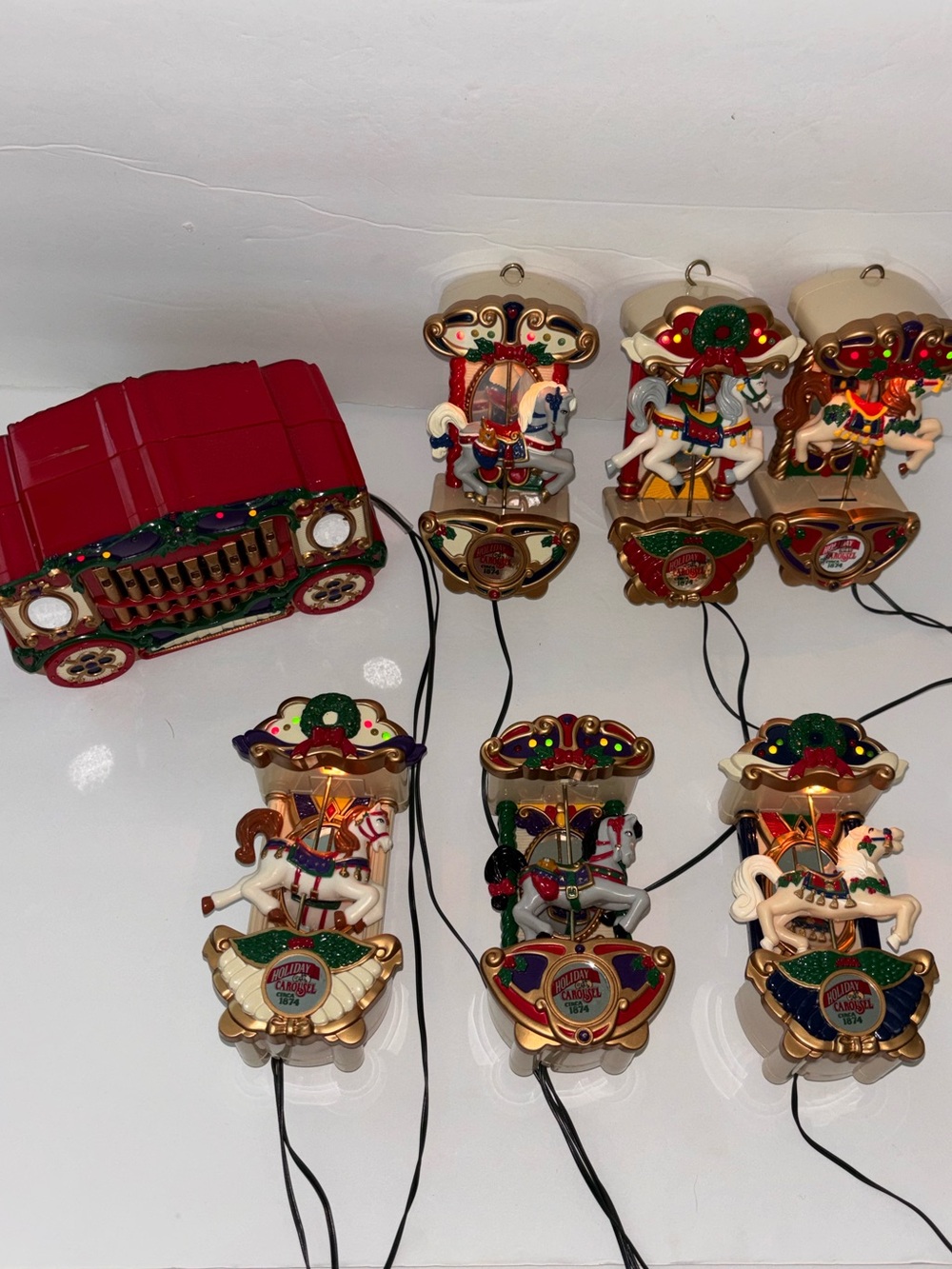 Vtg Mr. Christmas Holiday Musical Carousel Light-Up Horse String